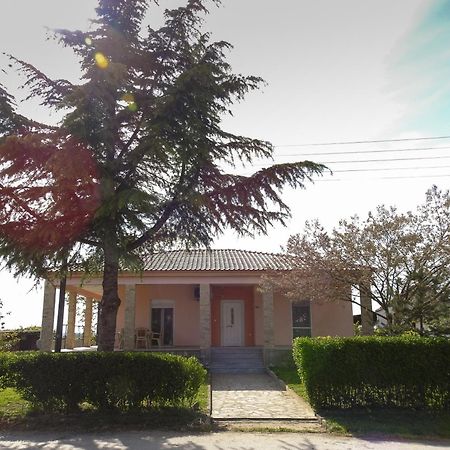 Villa Erasmia Dekarcho Buitenkant foto